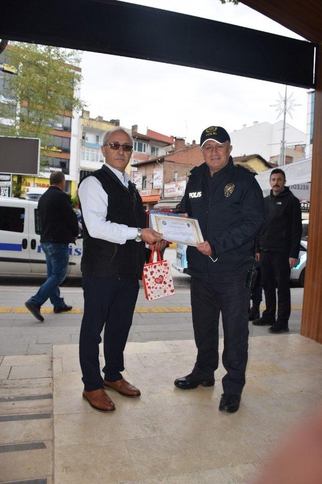 Bozüyük’te yılın şoförü ödüllendirildi