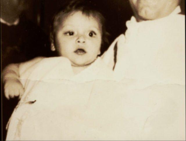 Hayko Cepkin yeni klibinde ge&ccedil;mişine yolculuk yaptırıyor 2