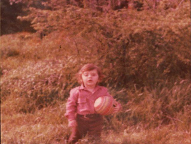 Hayko Cepkin yeni klibinde ge&ccedil;mişine yolculuk yaptırıyor 4