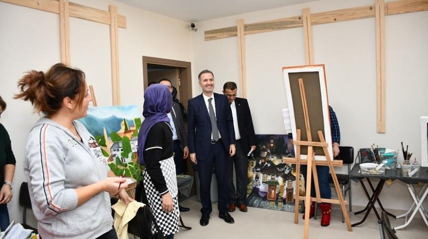 İNESMEK yaz kursları sezonunu a&ccedil;ıyor