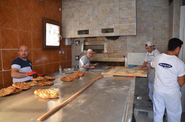 Kuşadası Belediyesi’nden fırınlara Ramazan denetimi