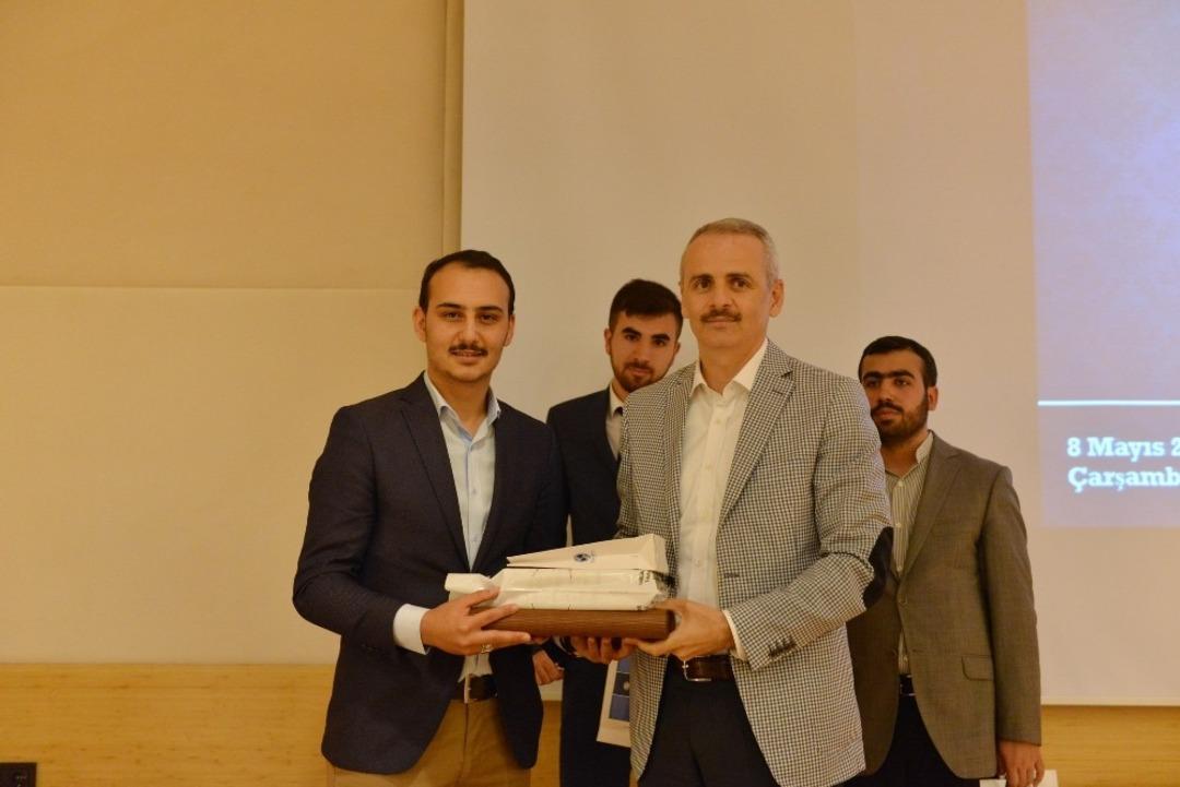 SA&Uuml;&rsquo;de Kur&rsquo;an-ı Kerimi g&uuml;zel okuma yarışması d&uuml;zenlendi