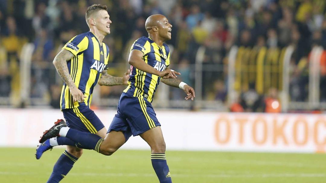 F.Bah&ccedil;e Ayew kararını verdi!