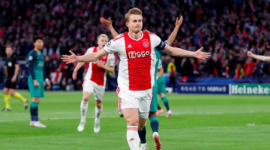 Matthijs de Ligt Premier Lig ya da La Liga'ya transfer olacak