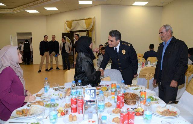 Balıkesir Emniyetinden Şehit ve Gazi Ailelerine iftar yemeği