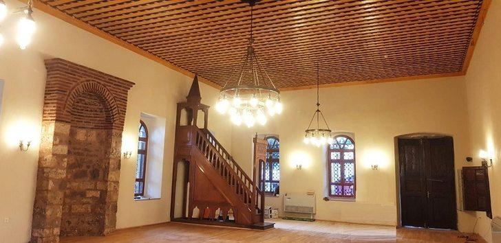 Tarihi Kayabey Camisi ibadete açıldı G4