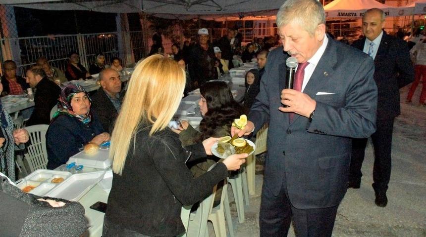 Sarı: &ldquo;Vatandaşlarımızın emirlerini yerine getirmeye her daim hazırım&rdquo;