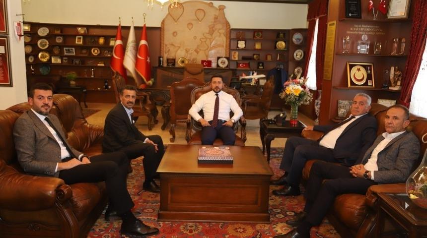 Belediye başkanlarından Arı&rsquo;ya ziyaret