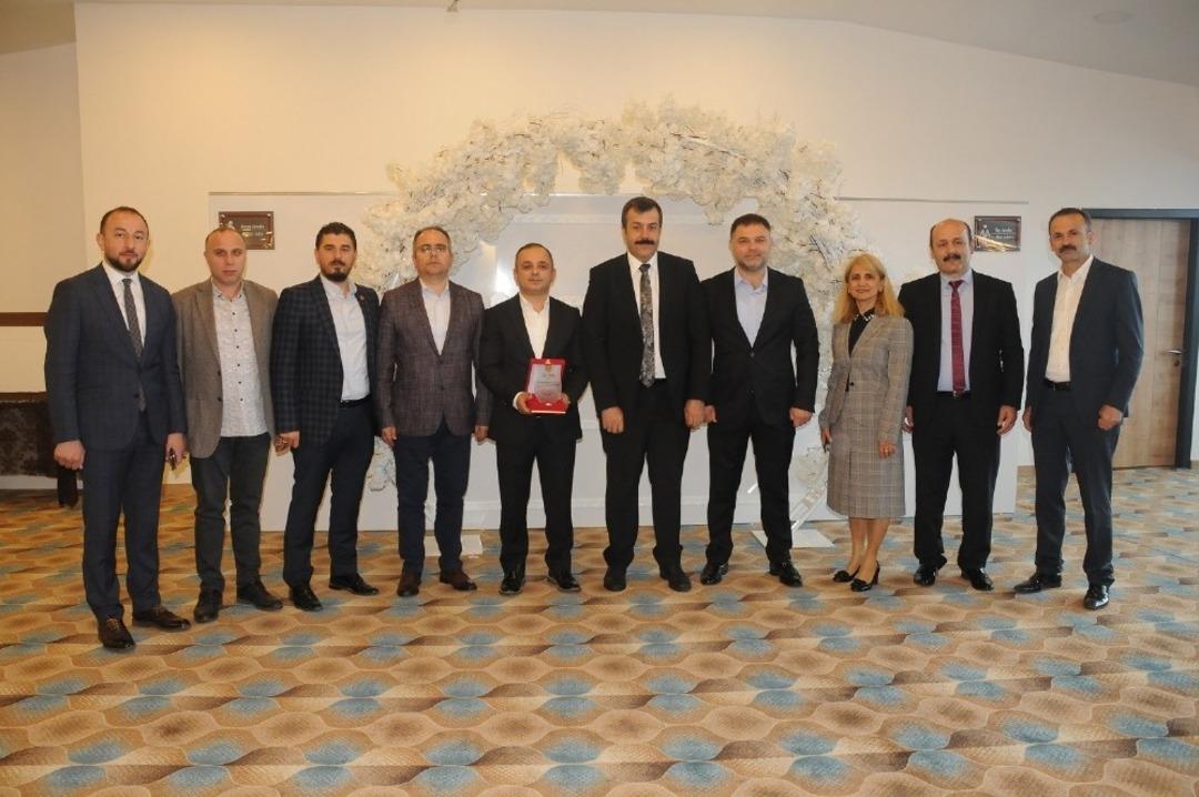 Trabzon Vakfıkebir İşadamları (TVİT) Topluluğu anneleri unutmadı