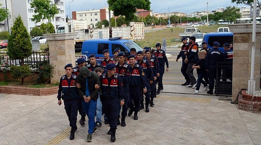 Didim merkezli uyuşturucu operasyonunun zanlıları adliyeye sevk edildi