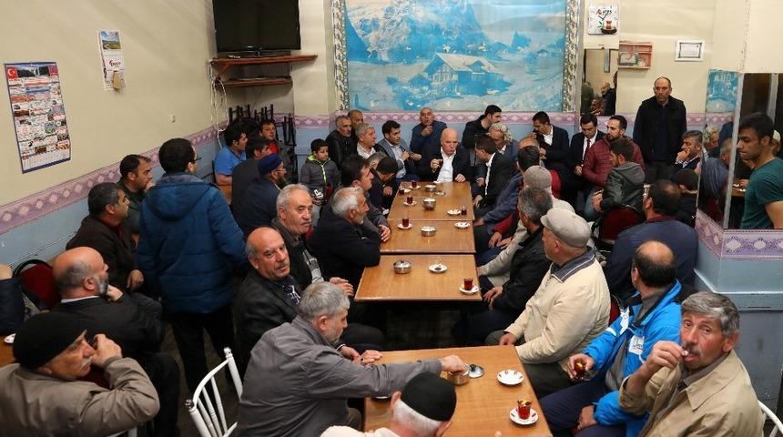 Başkan Sekmen Hilalkent&rsquo;e &ccedil;ıkarma yaptı