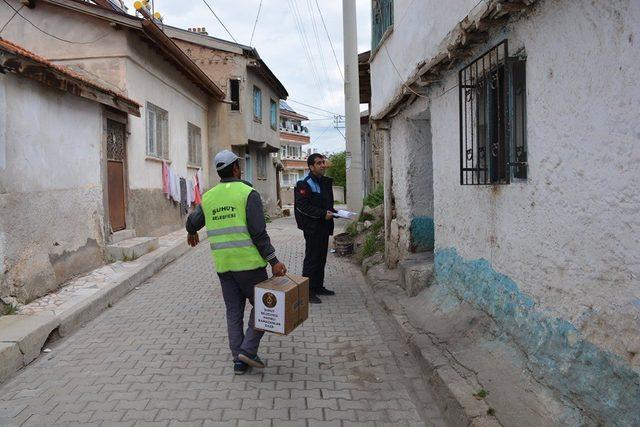 Ramazan ayı yardım paketleri ihtiyaç sahiplerine ulaştırılıyor