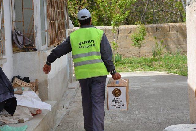 Ramazan ayı yardım paketleri ihtiyaç sahiplerine ulaştırılıyor