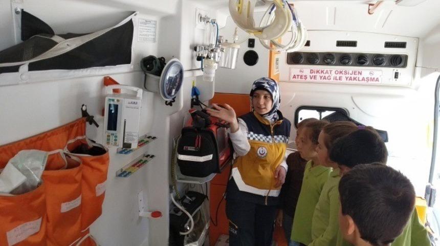 &Ouml;ğrencilere 112 Acil &Ccedil;ağrı Merkezi tanıtıldı