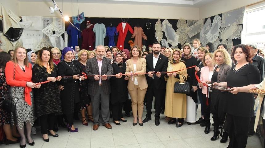 Başkan H&uuml;rriyet, &ldquo;İZMEK&rsquo;leri daha yukarıya taşıyacağız&rdquo;