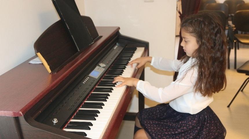 Marmaris uluslararası m&uuml;zik sınavlarına ev sahipliği yaptı