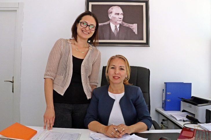 Antalya’nın muhtar azası Rus gelini mesaiye başladı G2