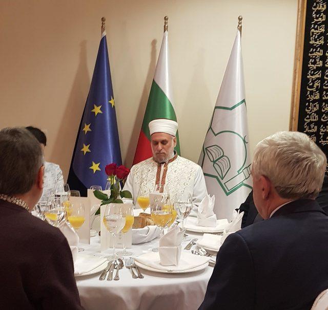 Bulgaristan Başm&uuml;ft&uuml;s&uuml; Haci: Herkes dinine d&ouml;nmeye başladı 4