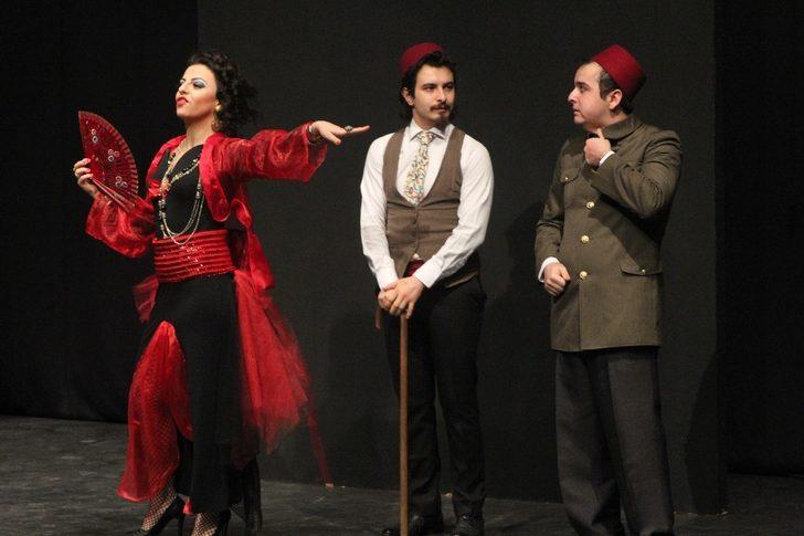 Seyirci kahkahasından oyun durdu G3