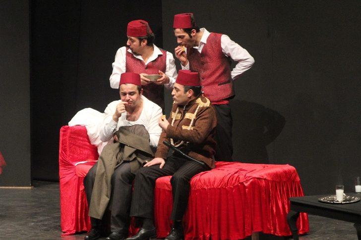 Seyirci kahkahasından oyun durdu G4