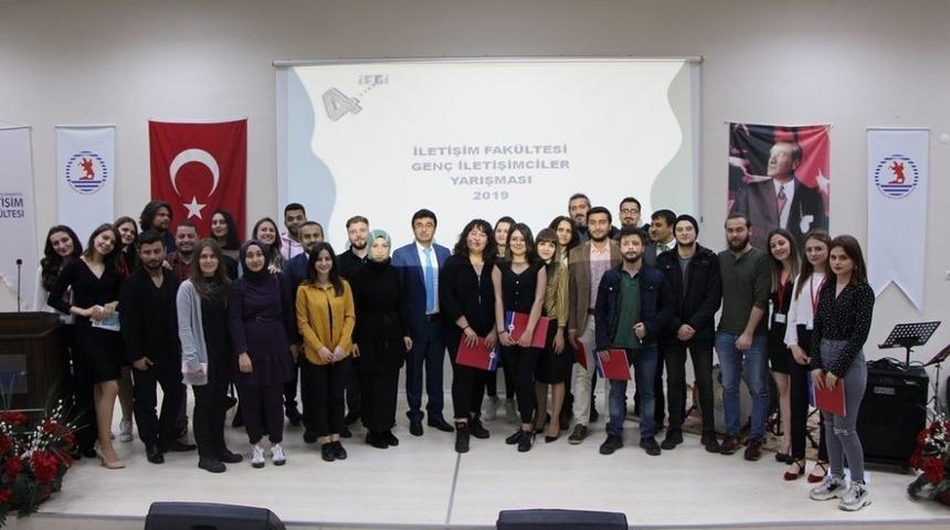 Gen&ccedil; iletişimcilerin &ouml;d&uuml;l t&ouml;reni heyecanı