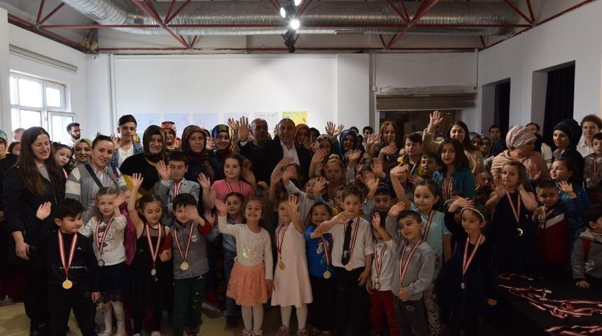 Resim yarışmasında &ouml;d&uuml;ller sahibini buldu