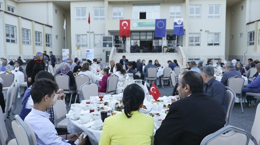 Mersin&rsquo;de &rsquo;Avrupa G&uuml;n&uuml;&rsquo; &ccedil;ocuklarla kutlandı