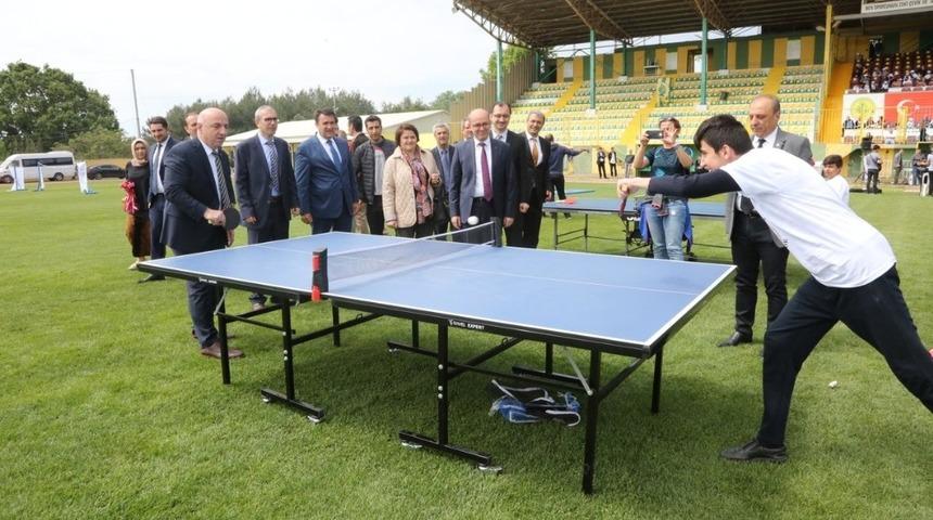 Başkan Bıyık, engelli vatandaşları mutlu g&uuml;nlerinde yalnız bırakmadı