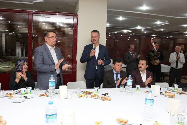 Alan, Gaziler ve huzurevi sakinleri ile iftarda buluştu