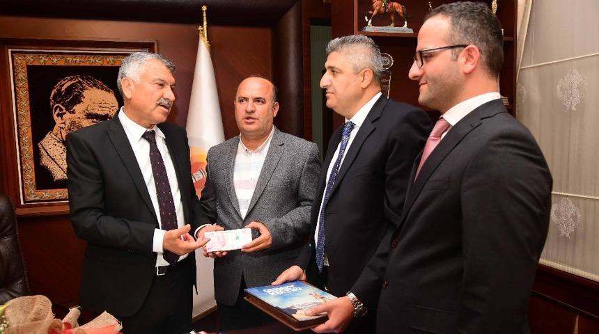 Başkan Karalar&rsquo;dan G&uuml;ney Eğitim Vakfı&rsquo;na bağış