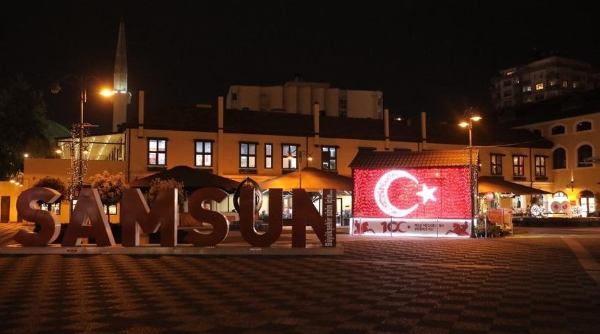 100. yıla &ouml;zel ışıklandırma