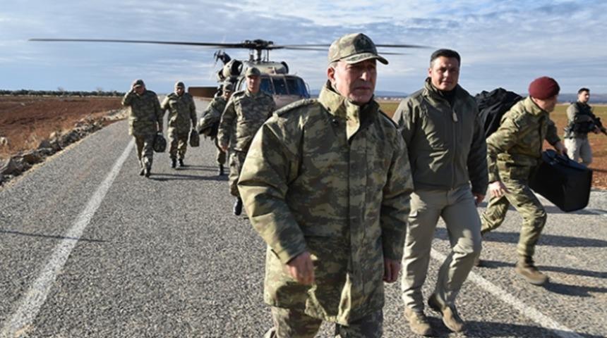 Hulusi Akar ve komutanlar sınırda!