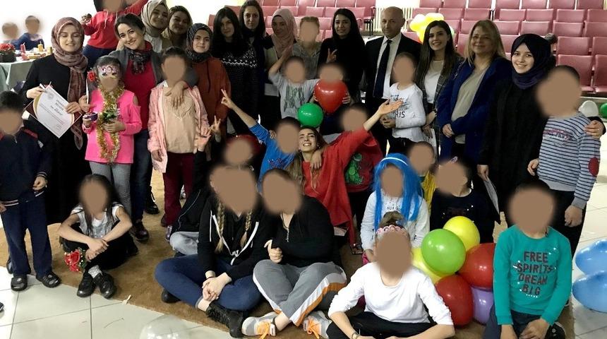 OM&Uuml;&rsquo;l&uuml; &ouml;ğrencilerden anlamlı etkinlik