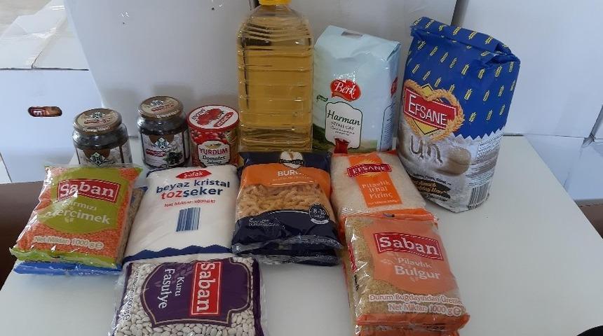 Muhtaç ailelere 3 bin 500 koli gıda yardımı