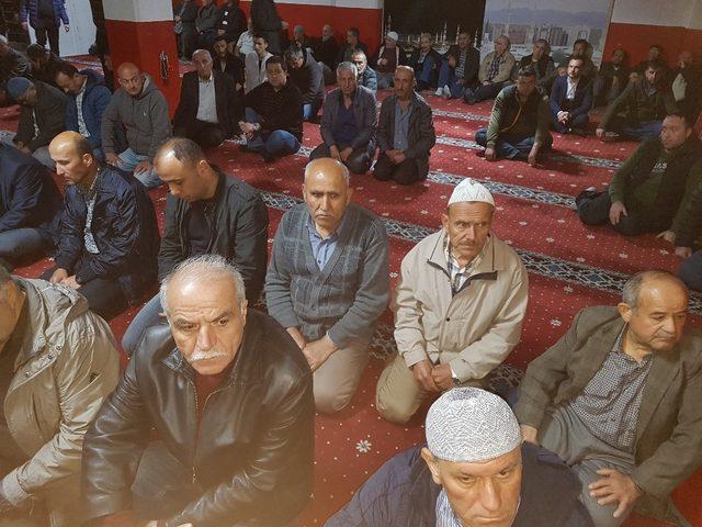 Devrek’te Ramazan Ayının ilk Cuma namazı yoğun bir cemaat ile idrak edildi