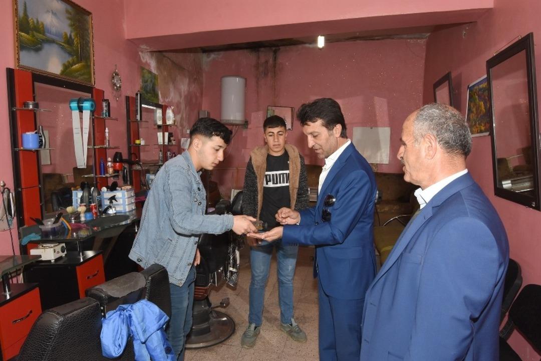 Başkan Şeylan&rsquo;dan esnafa teşekk&uuml;r ziyareti