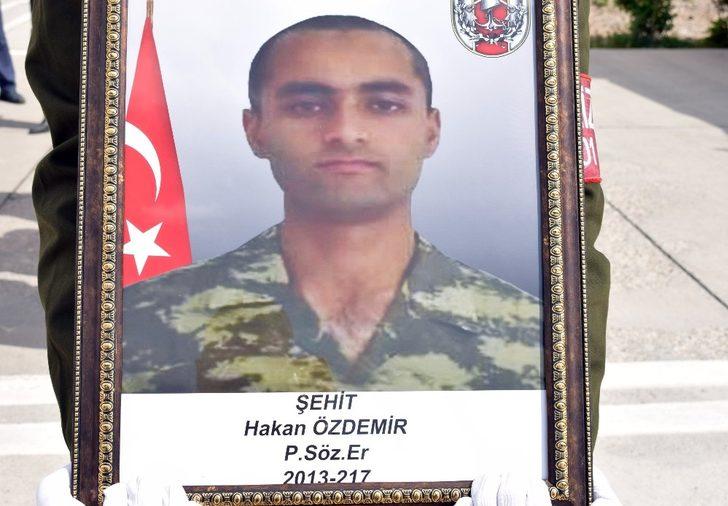 Şehit asker törenle memleketine uğurlandı G1