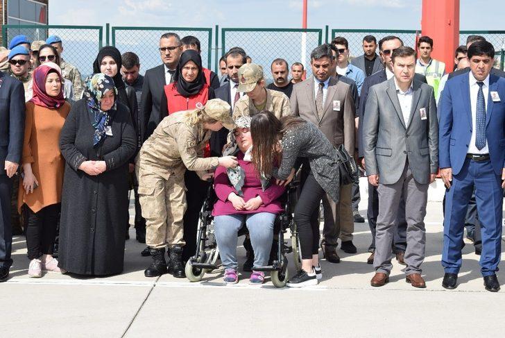 Şehit asker törenle memleketine uğurlandı G4