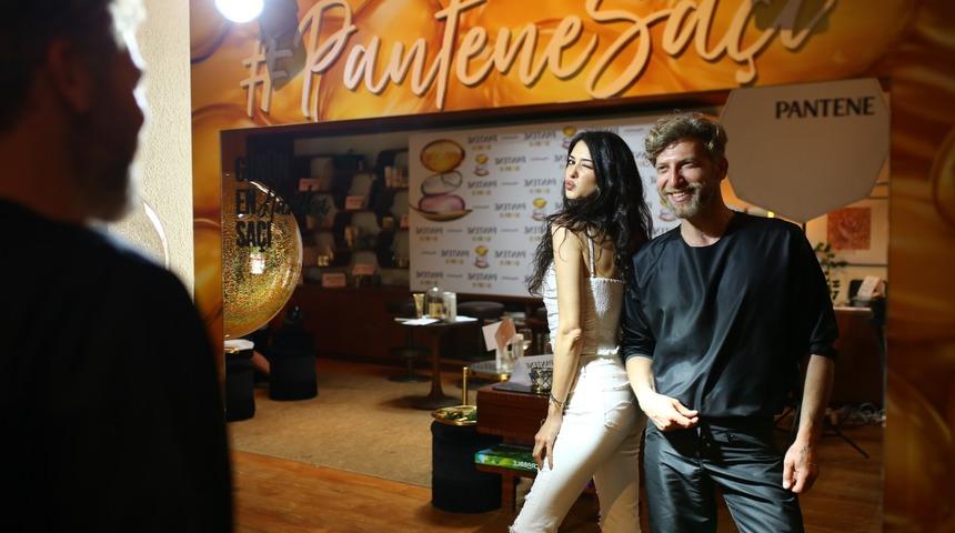 Yaz boyu g&uuml;&ccedil;l&uuml; ve sağlıklı g&ouml;r&uuml;nen sa&ccedil;ların sırrı:  Pantene Superfood 