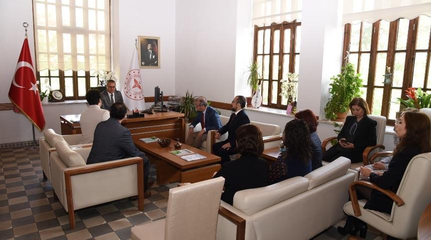 Vali Deniz&rsquo;den Sigara Bırakma Polikliniği ve AMATEM&rsquo;e ziyaret