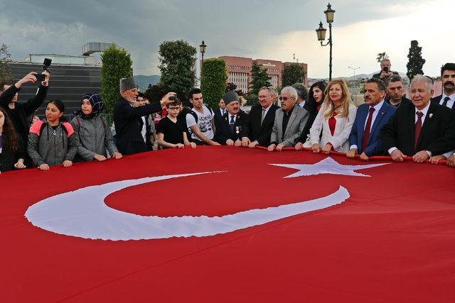 Samsun’dan ABD'ye, Türk bayrağı gönderildi