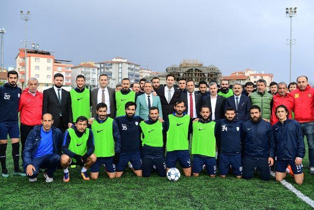 Yeşilyurt Belediyesi tarihi maça otobüs kaldıracak