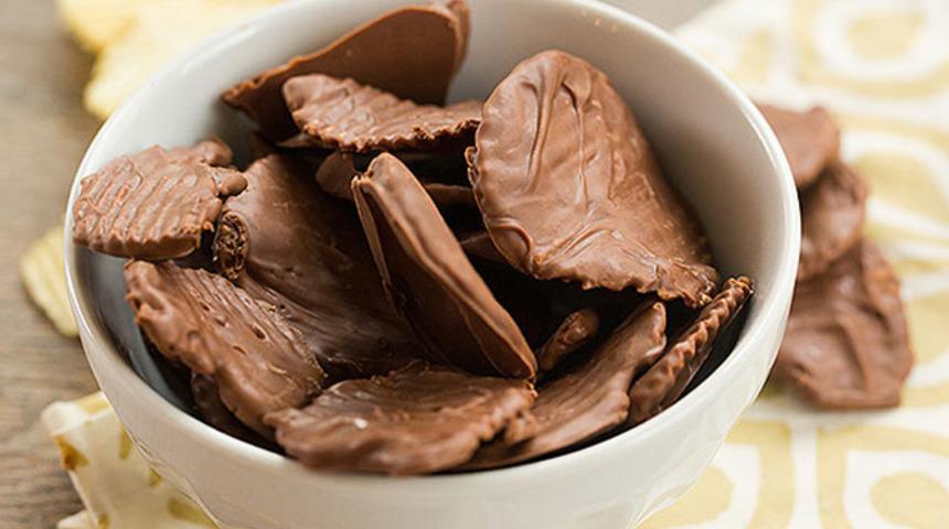 Televizyon Karşısında Yemeye En Uygun 6 Atıştırmalık