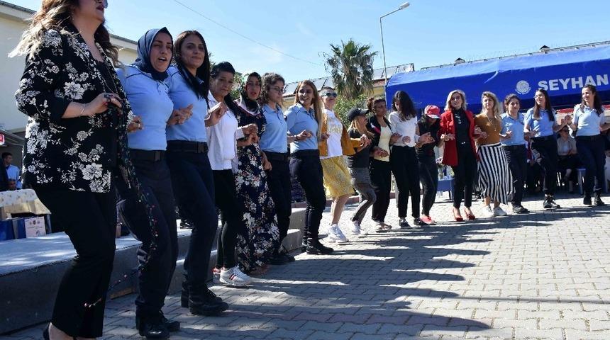 Kadın cezaevinde &lsquo;Anneler G&uuml;n&uuml;&rsquo; halayı