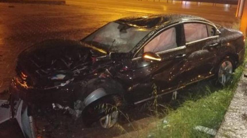 İş Bankası yöneticisi Kurbanoğlu ve kardeşi kazada yaralandı  