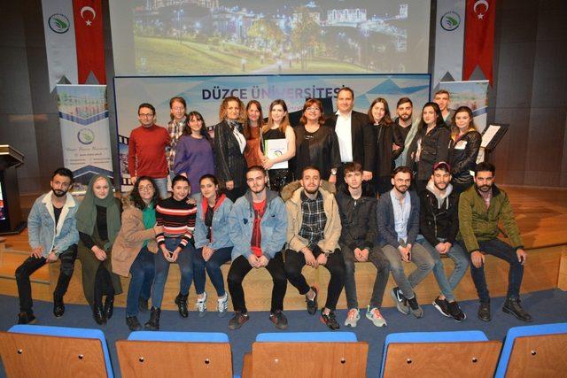 Düzce Üniversitesi’nde flüt-piyano resitali gerçekleştirildi