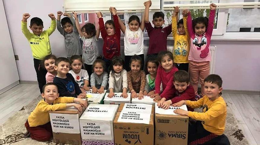 Miniklerden ihtiya&ccedil; sahiplerine yardım eli