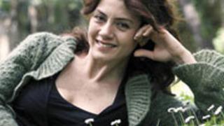 Leyla'yı Geride Bıraktı