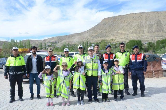 Darende’de Trafik Haftası etkinliği