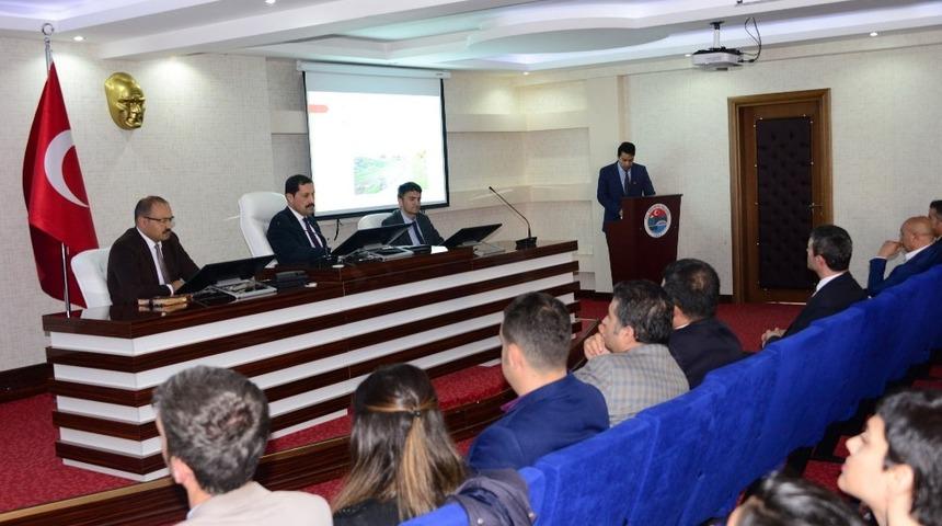 Vali Masatlı, Peynir Üreticileri Sektör temsilcileri ile bir araya geldi